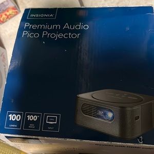Insignia Premium Audio Pico projector DLP projector